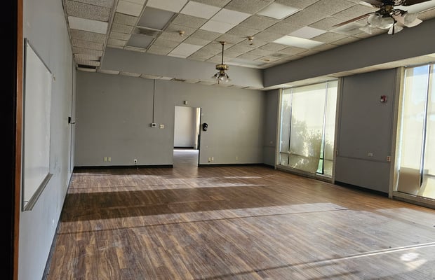 4306 NW Loop 410 — photo 19