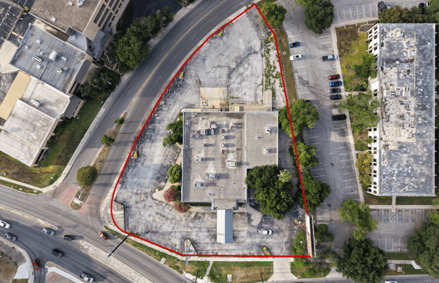4306 NW Loop 410 — photo 5