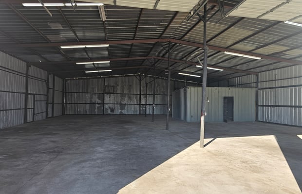 16350 S Flores Rd (FM 1937) — photo 11