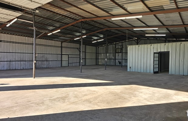 16350 S Flores Rd (FM 1937) — photo 12