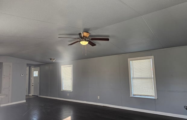16350 S Flores Rd (FM 1937) — photo 25