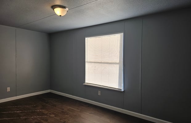 16350 S Flores Rd (FM 1937) — photo 31