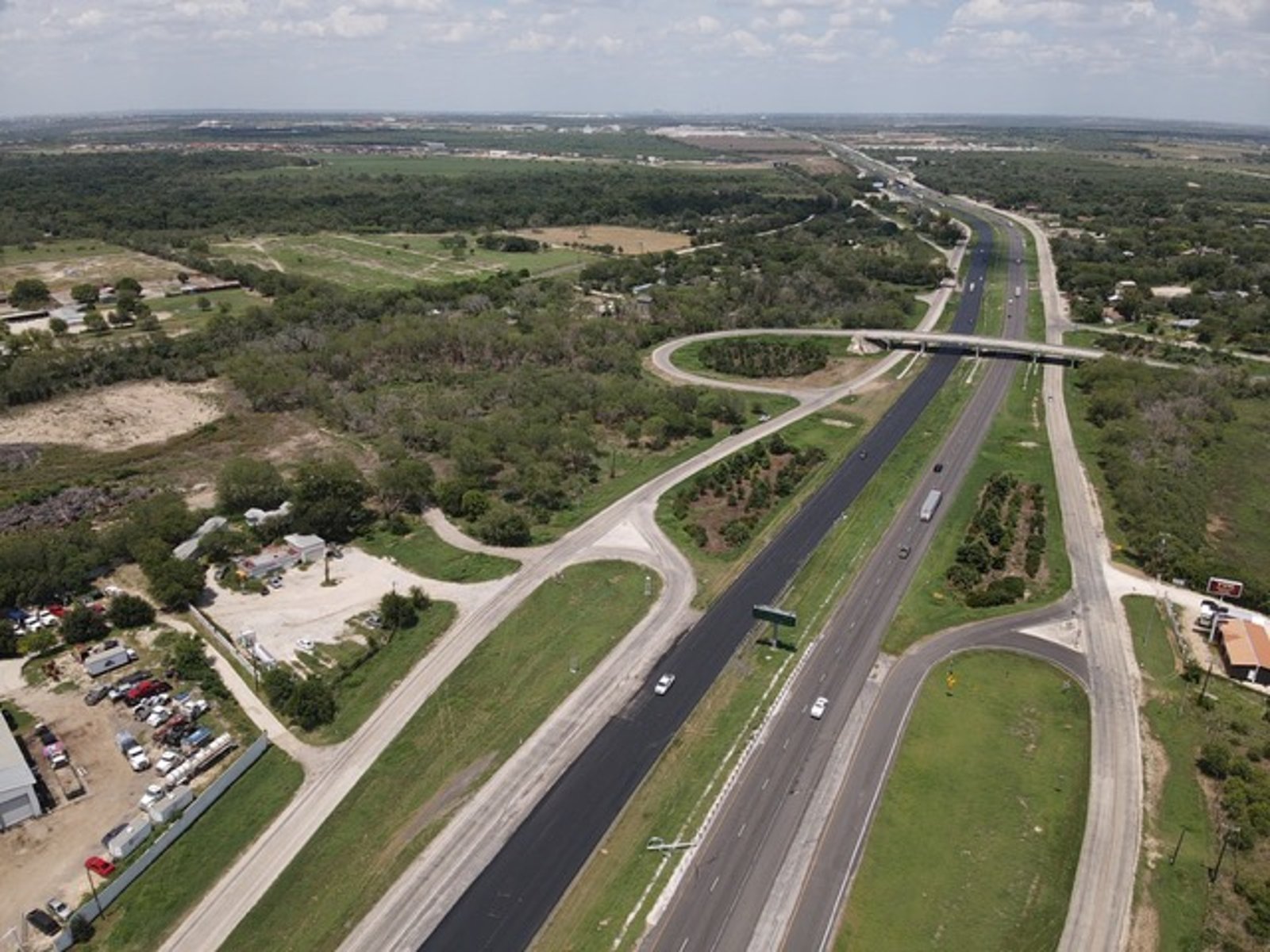 13901 Interstate 35 S — photo 15