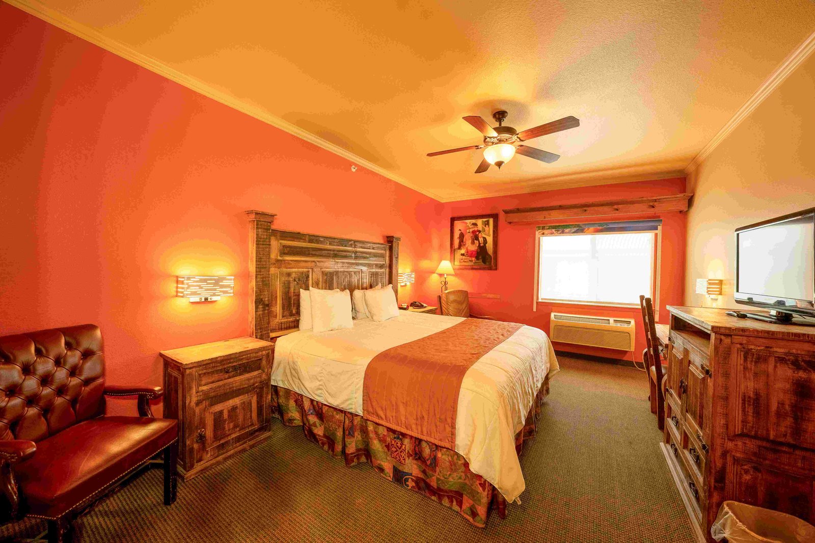 La Hacienda Inn, 1524 E Commerce St & Olive, San Antonio — photo 15