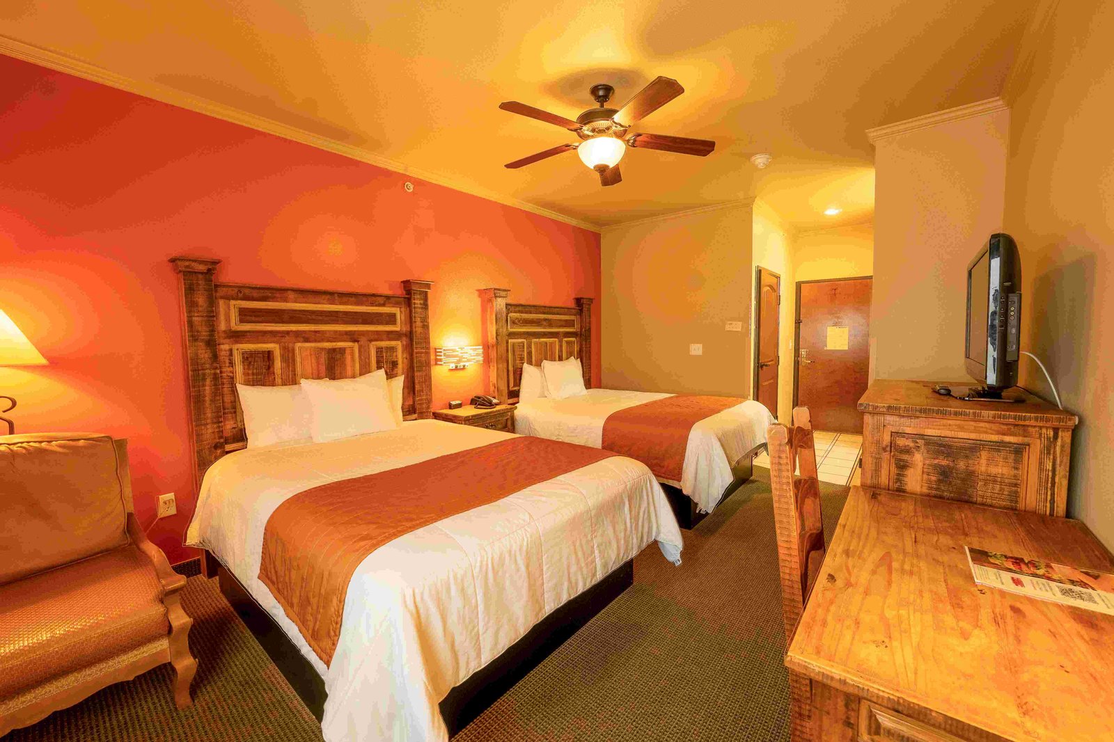 La Hacienda Inn, 1524 E Commerce St & Olive, San Antonio — photo 18