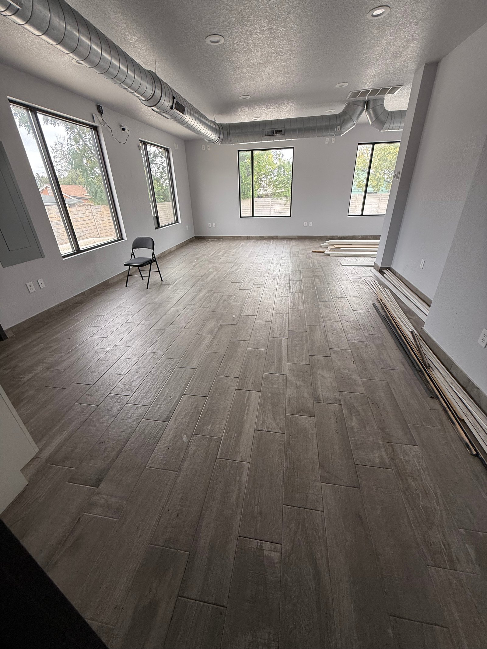 1443 w hildebrand — photo 19