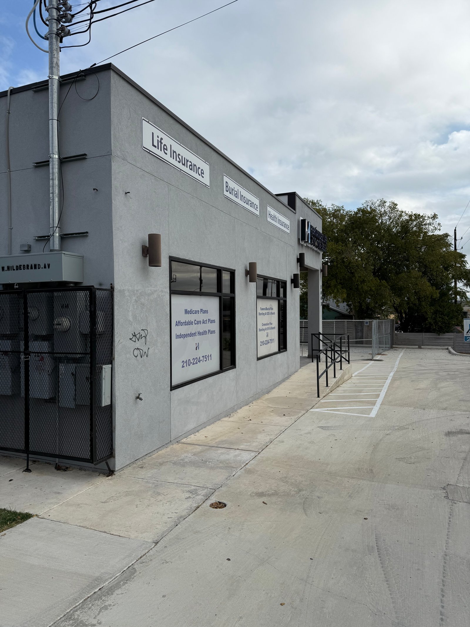 1443 w hildebrand — photo 30