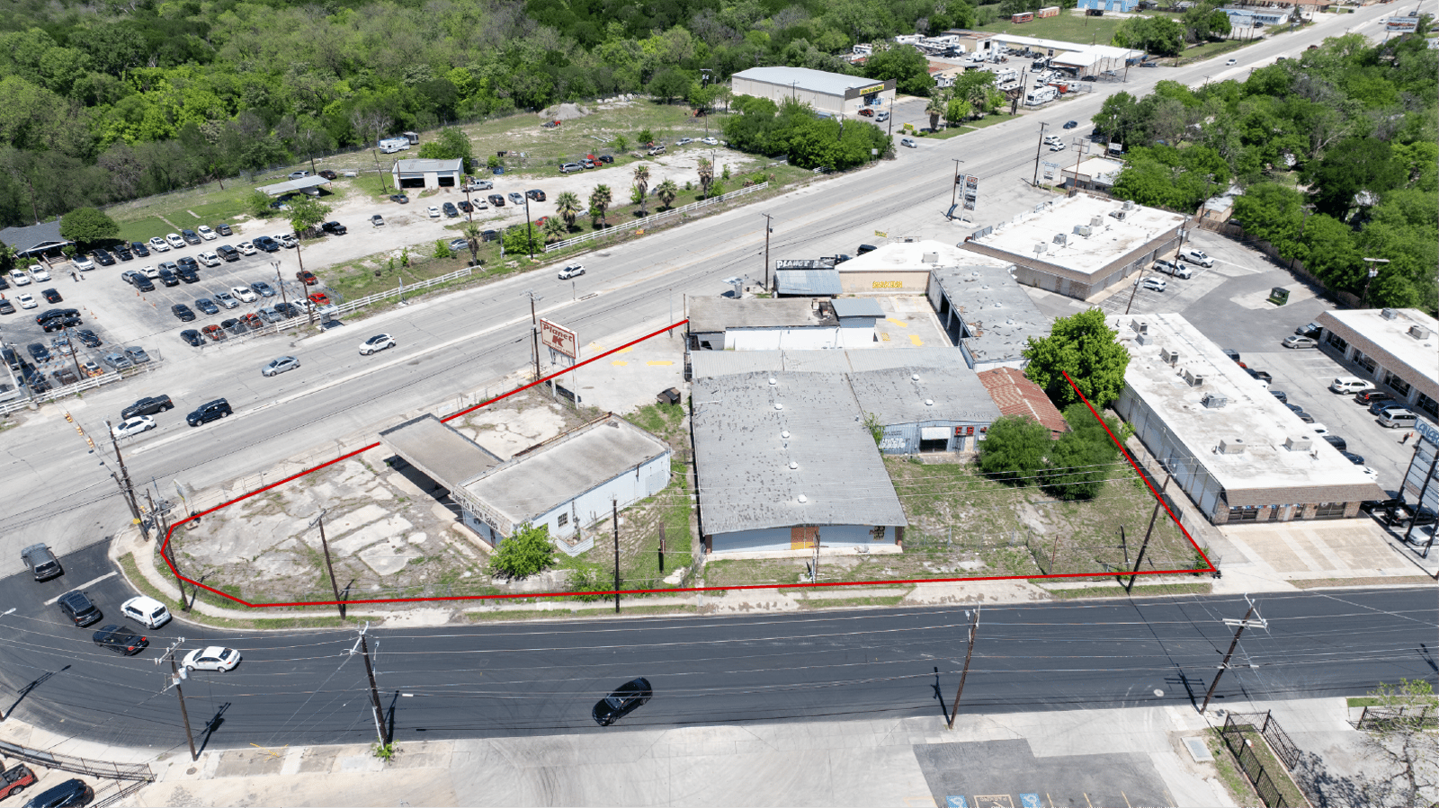 2122-2130 Austin Highway — photo 1