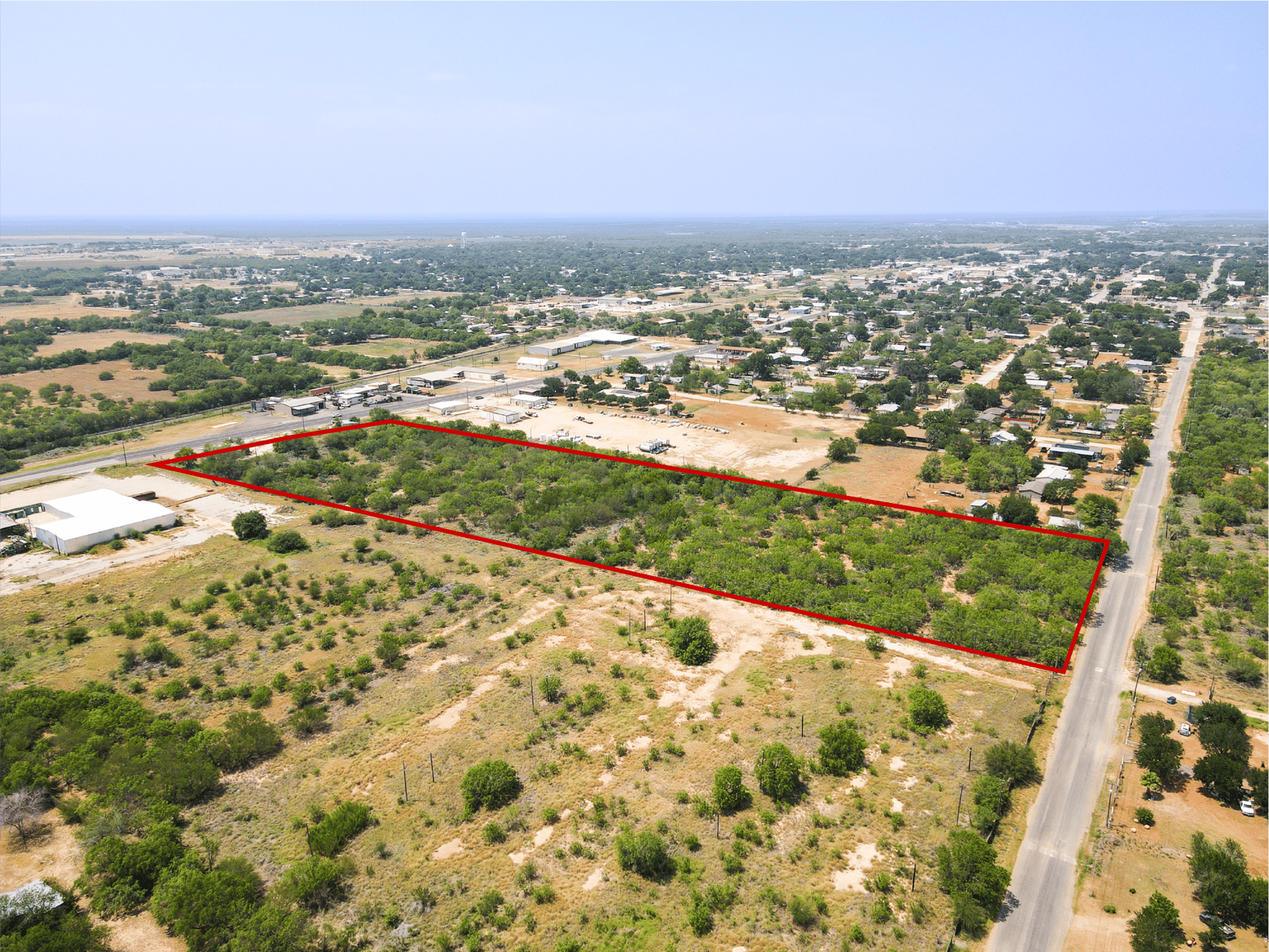 1312 S Oak, Pearsall, TX — photo 3