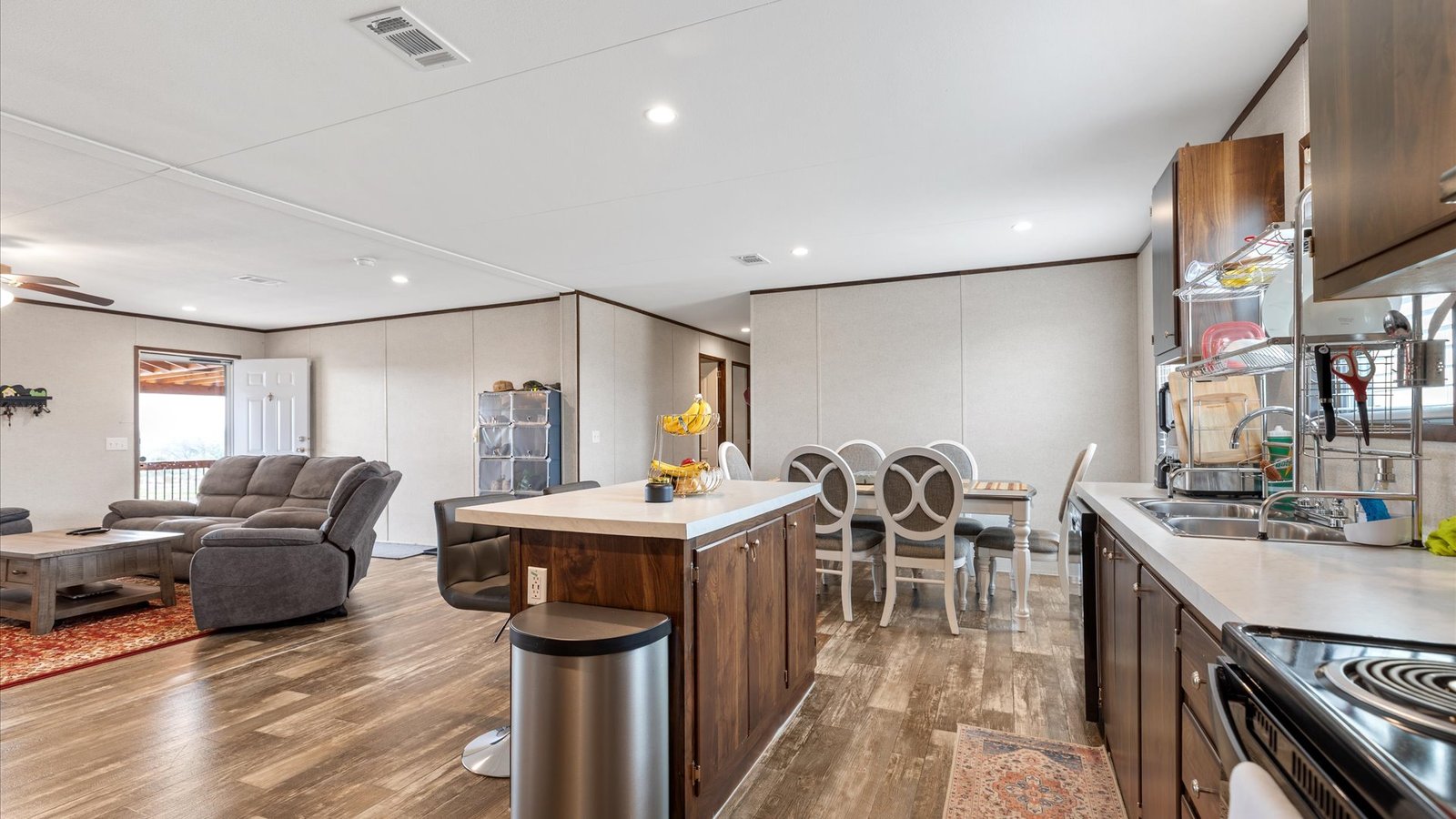 32 +/- AC on 6286 FM 2146 — photo 34