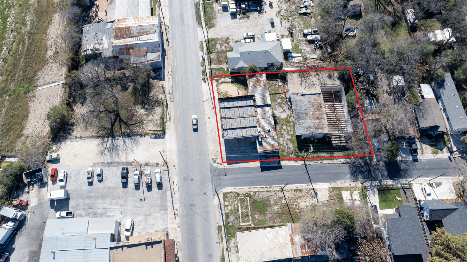 2901 S Flores St — photo 10