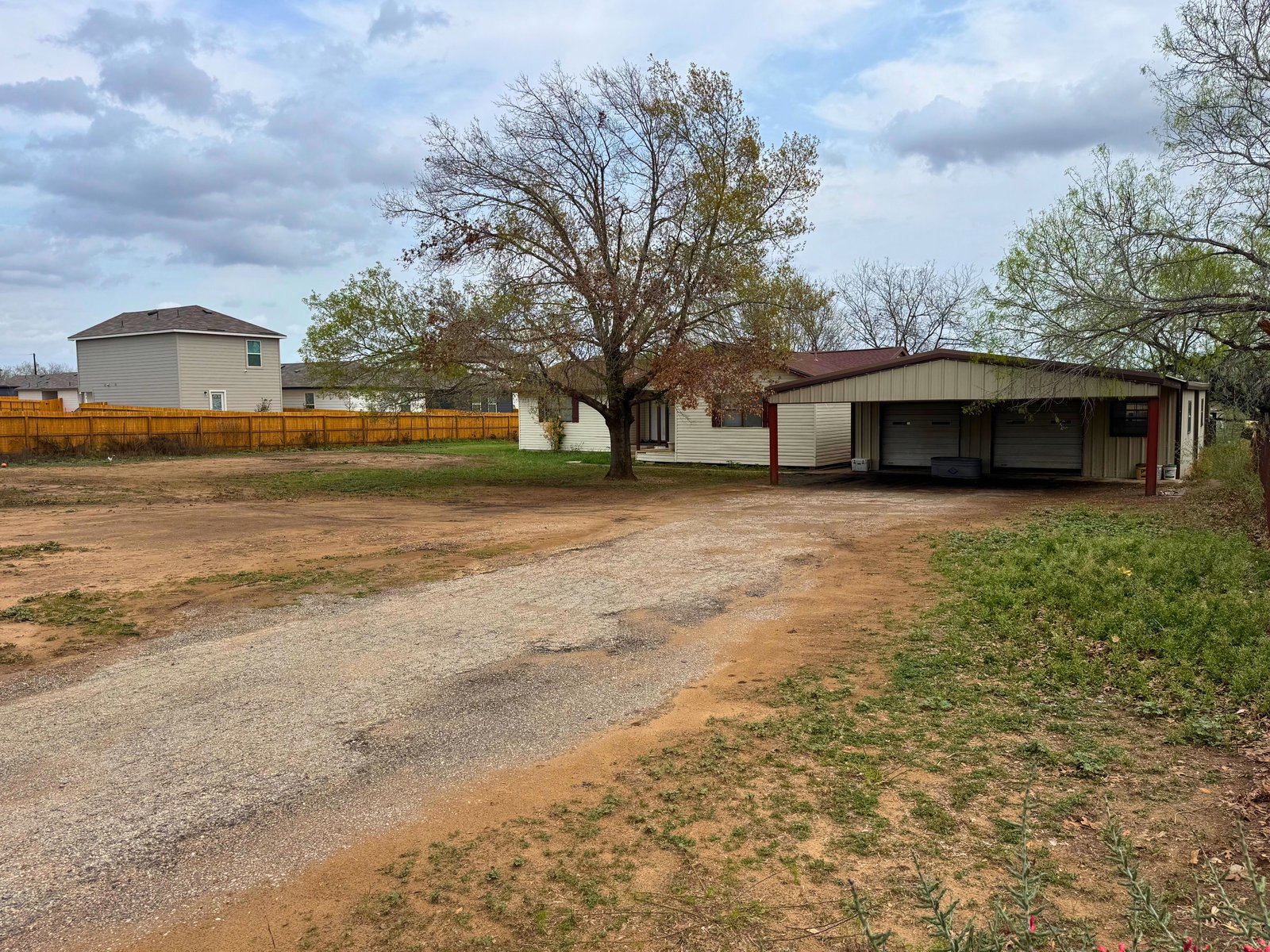 5.57± AC on FM 1937 — photo 13