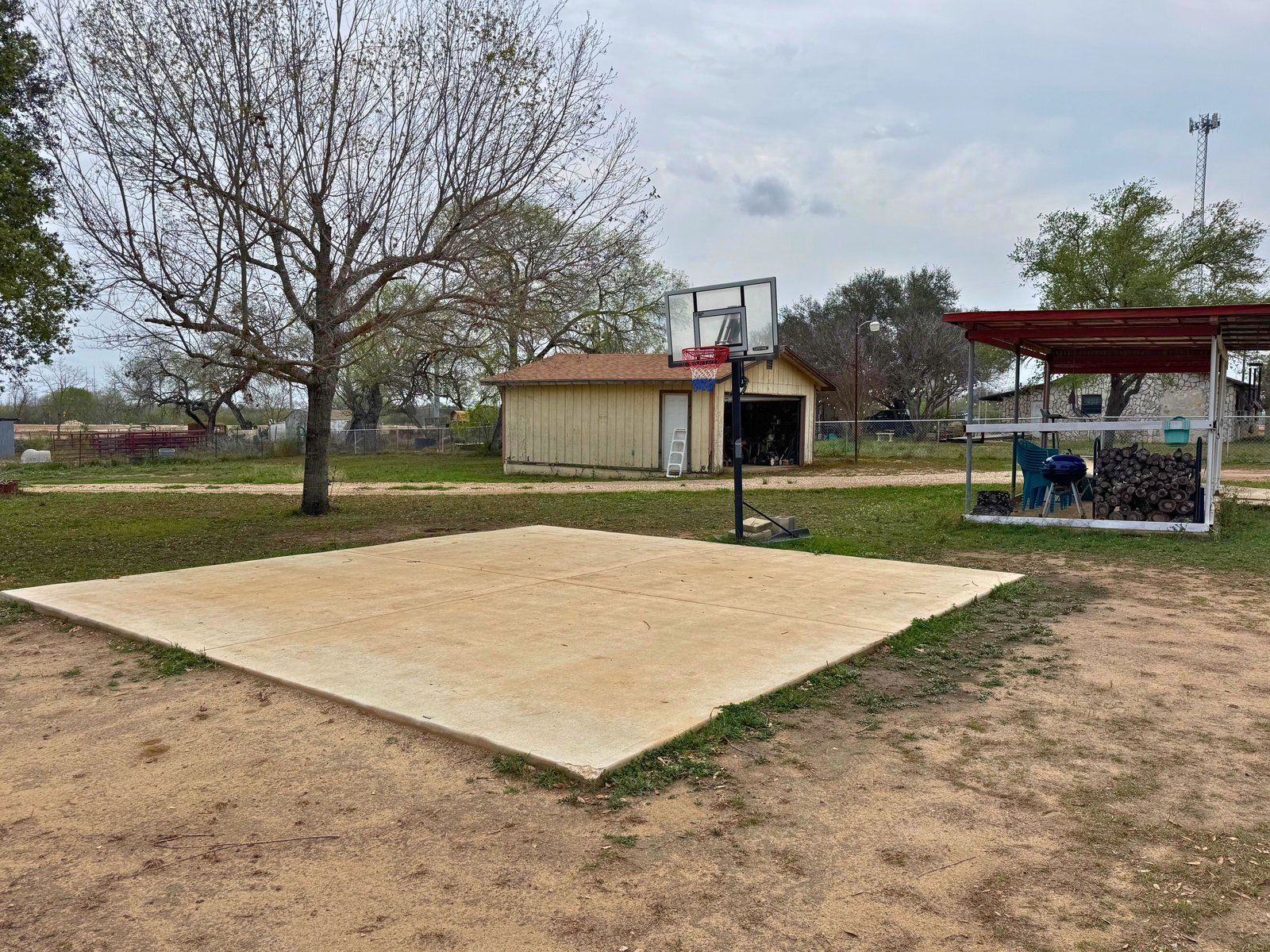 5.57± AC on FM 1937 — photo 25