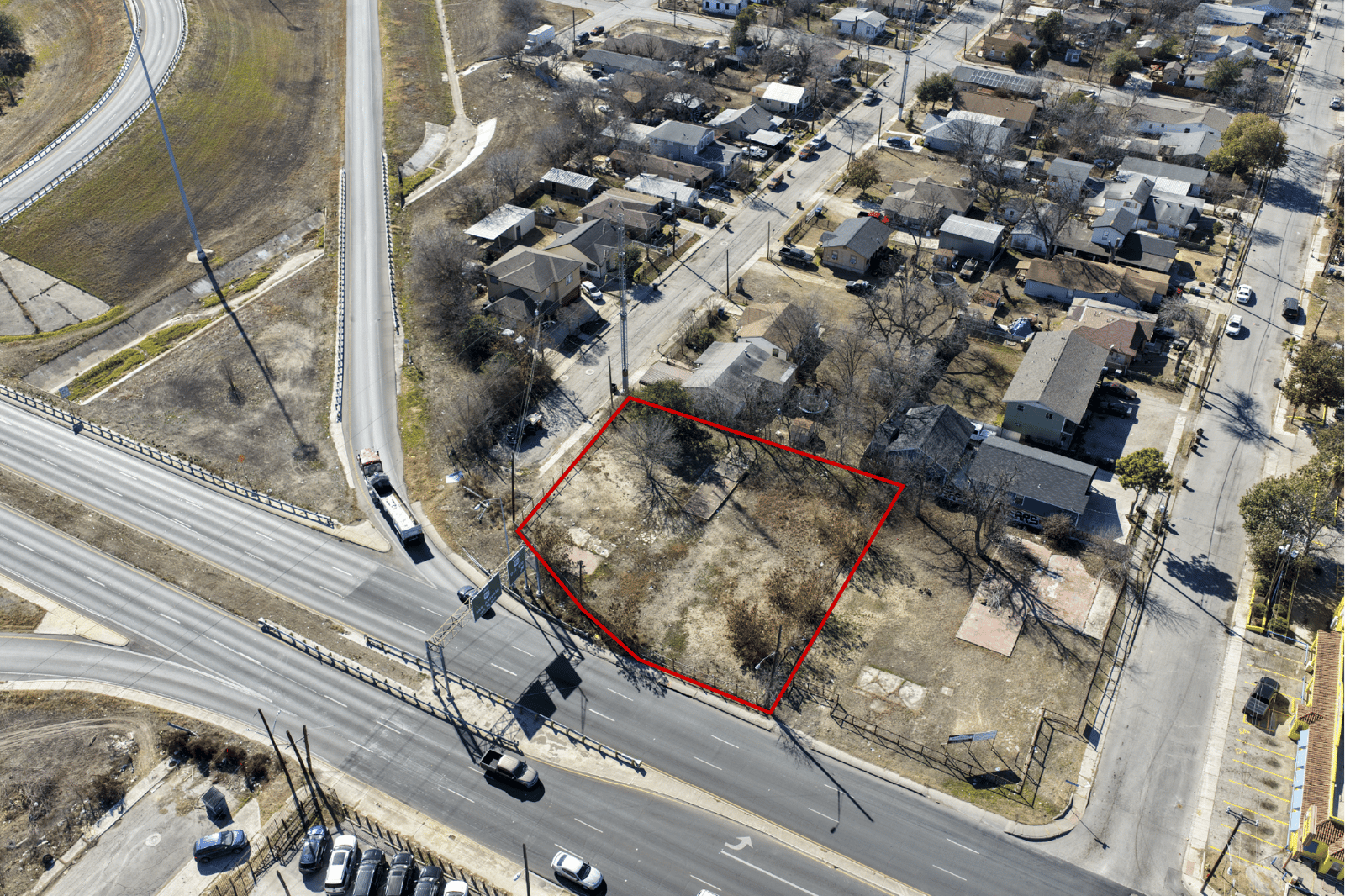 1351 & 1357 S General McMullen Dr — photo 2