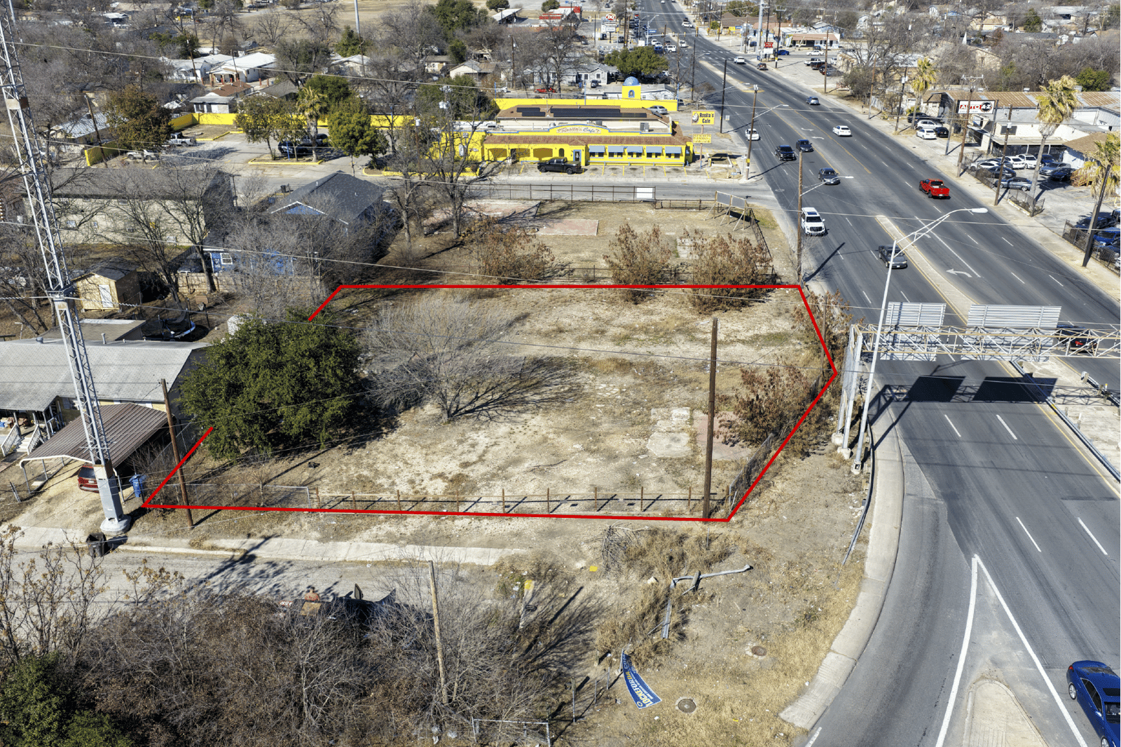 1351 & 1357 S General McMullen Dr — photo 4