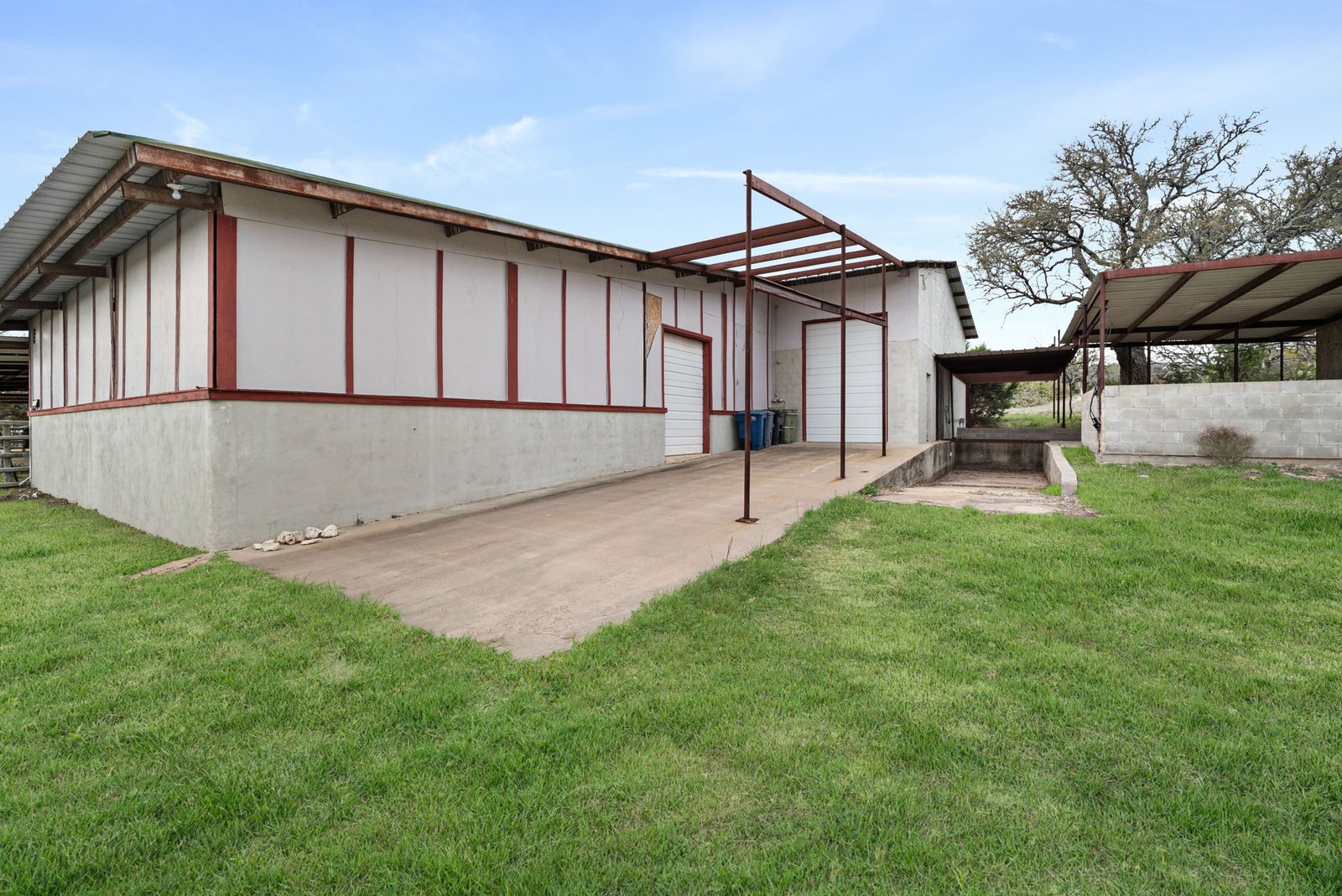 2421 Usener Rd — photo 23