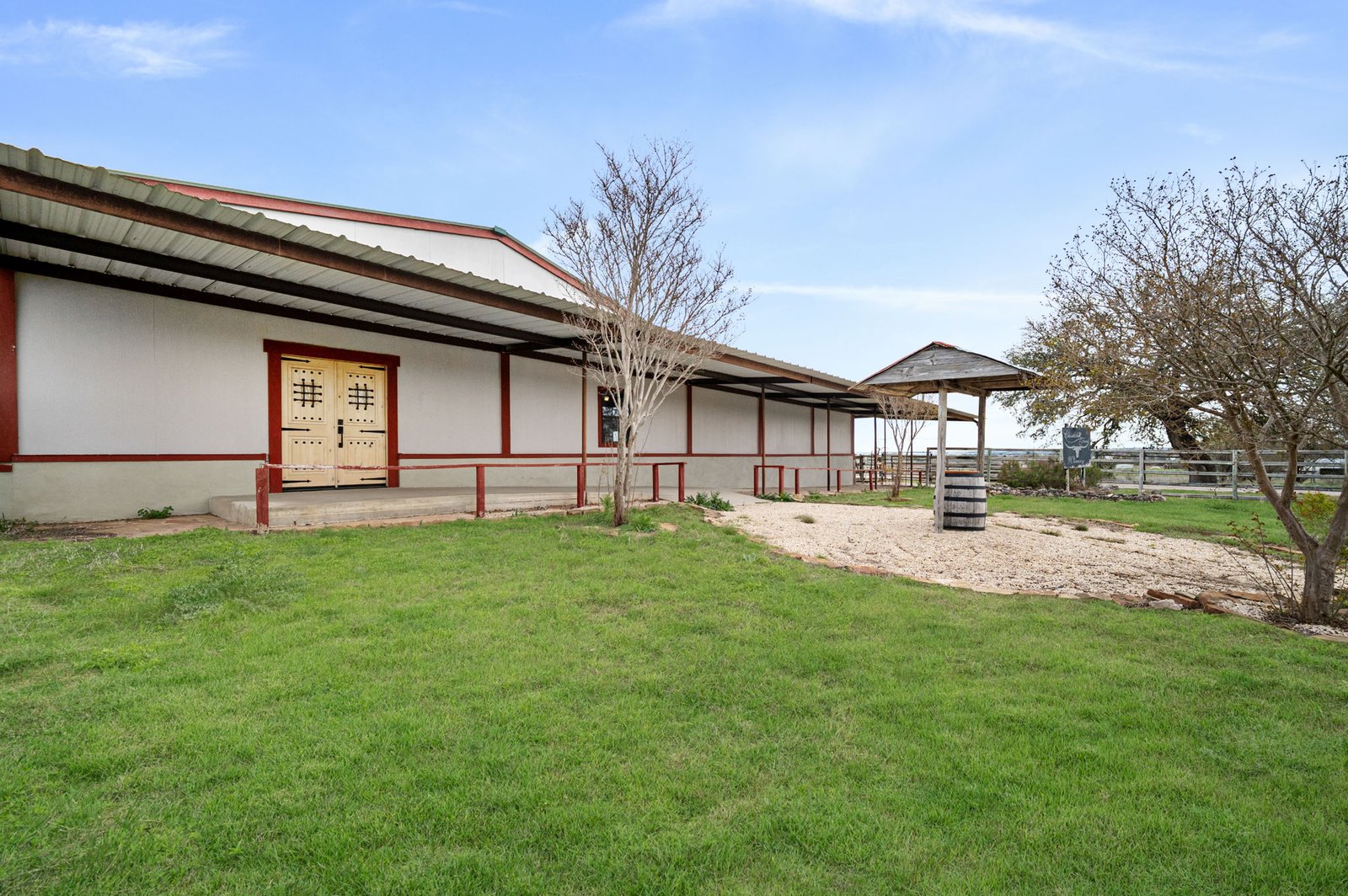 2421 Usener Rd — photo 4