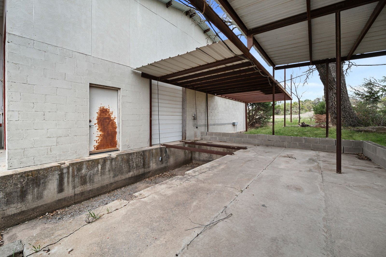 2421 Usener Rd — photo 74