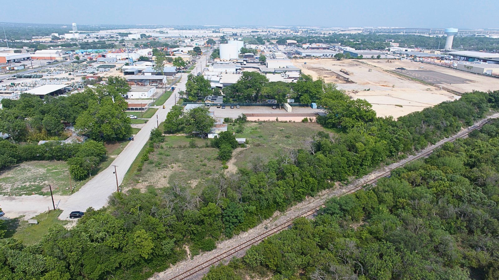 124 SEALE RD SAN ANTONIO TX 78219-2711 — photo 16