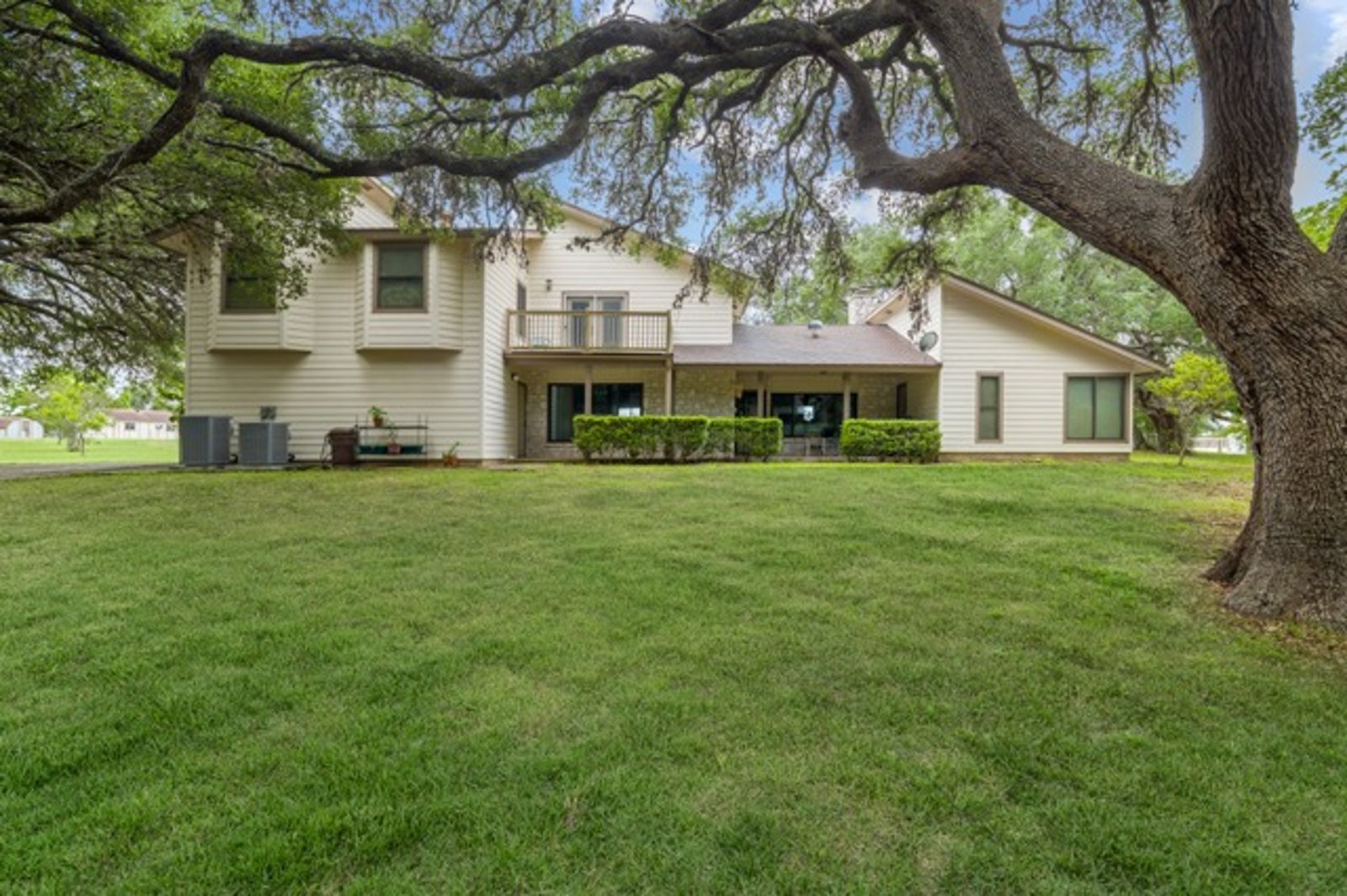 8210 Farm to Market Road 1518 — photo 22