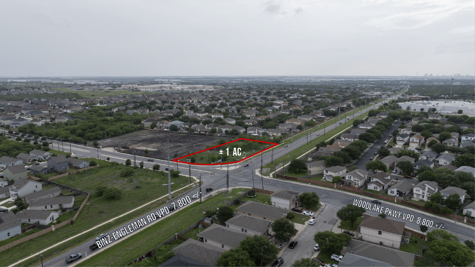 1 ± AC on Woodlake Pkwy — photo 3