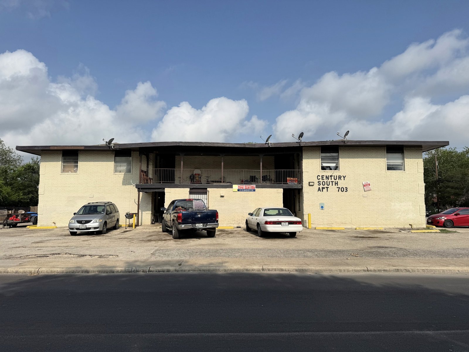 Century South Apartments — photo 2