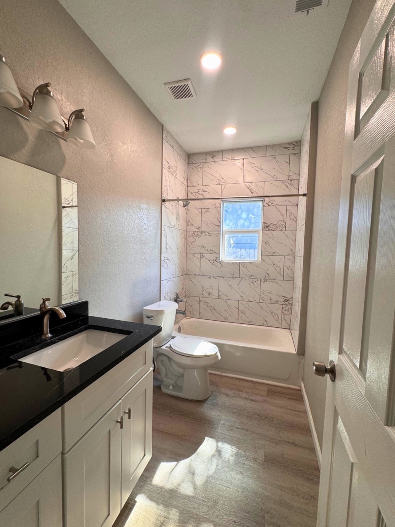 2902 S LAREDO ST SAN ANTONIO TX 78207 — photo 11