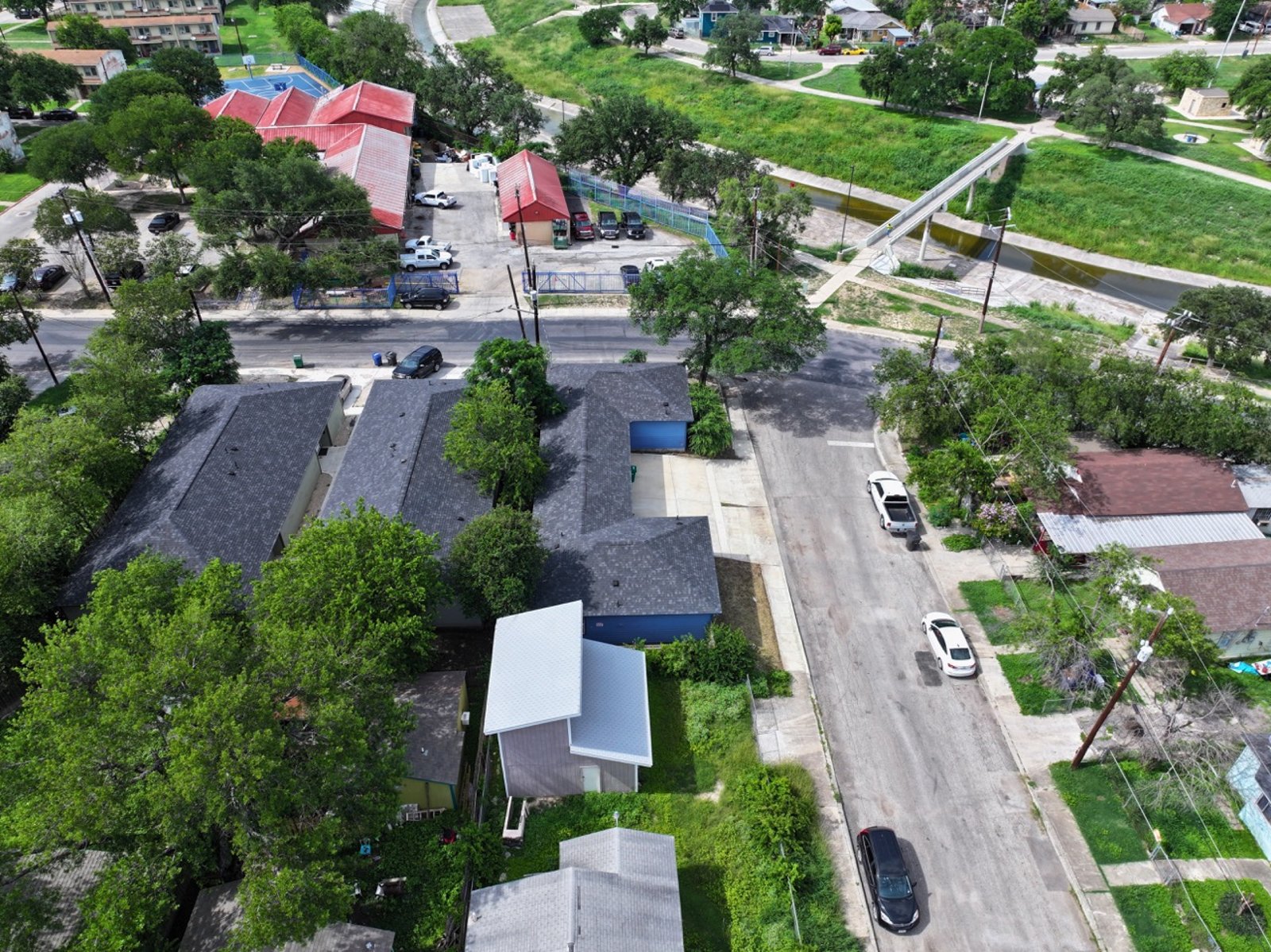 2902 S LAREDO ST SAN ANTONIO TX 78207 — photo 13