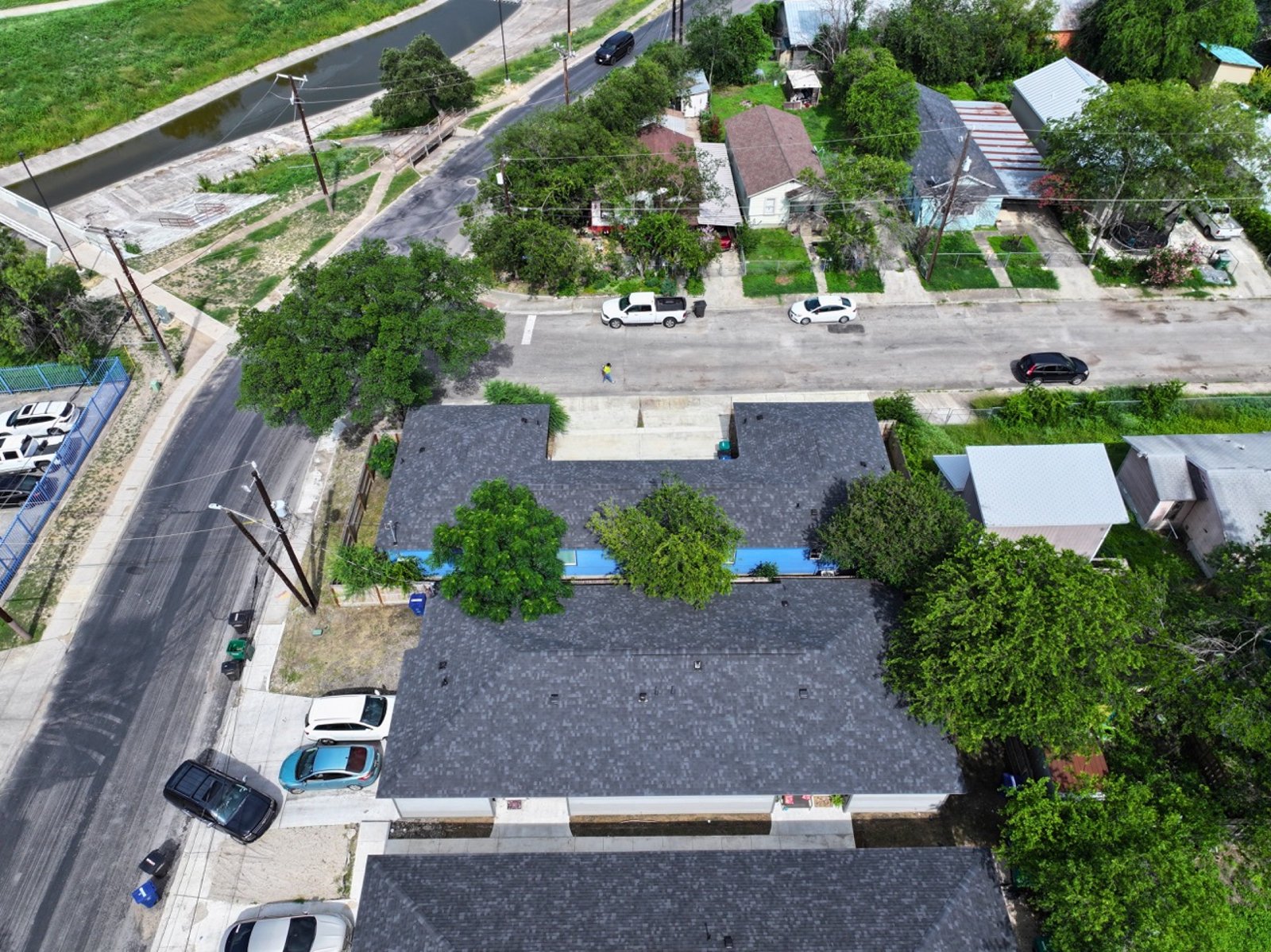 2902 S LAREDO ST SAN ANTONIO TX 78207 — photo 14