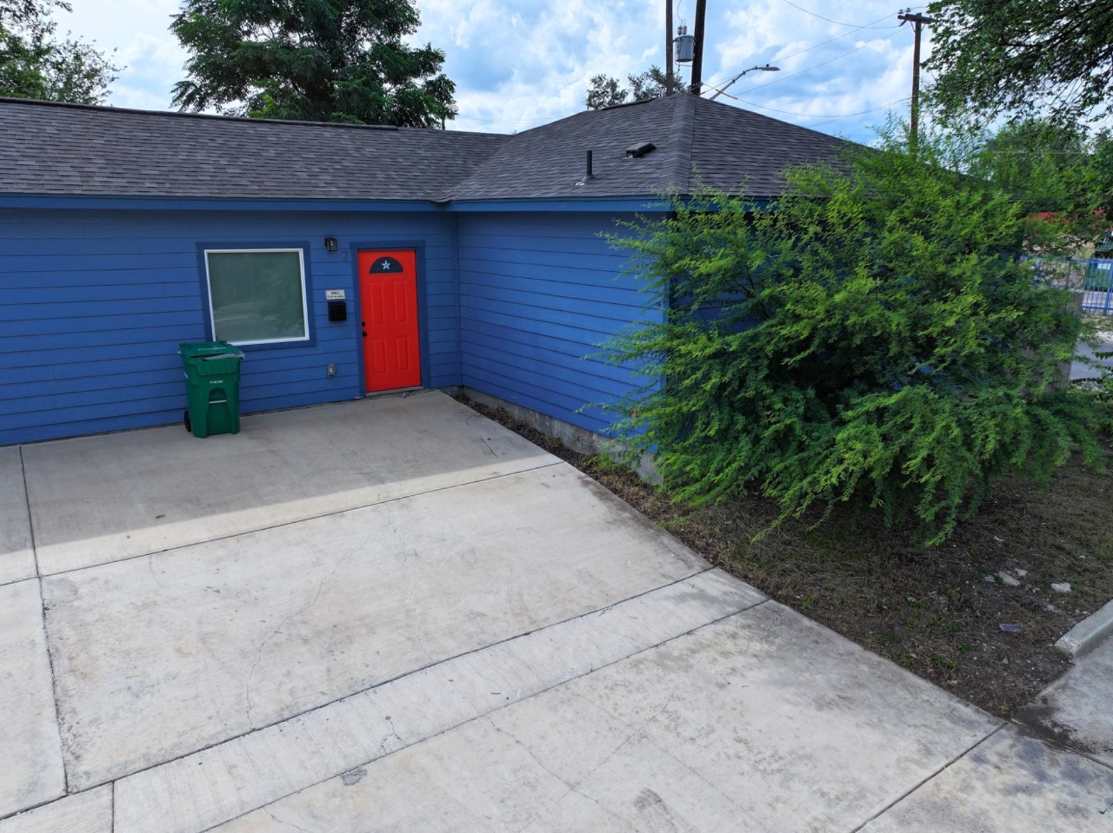 2902 S LAREDO ST SAN ANTONIO TX 78207 — photo 18