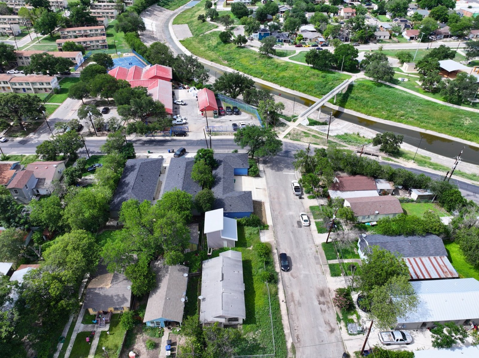 2902 S LAREDO ST SAN ANTONIO TX 78207 — photo 22
