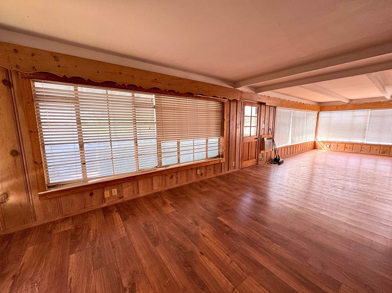 1278 BANDERA RD SAN ANTONIO TX 78228-4067 — photo 12