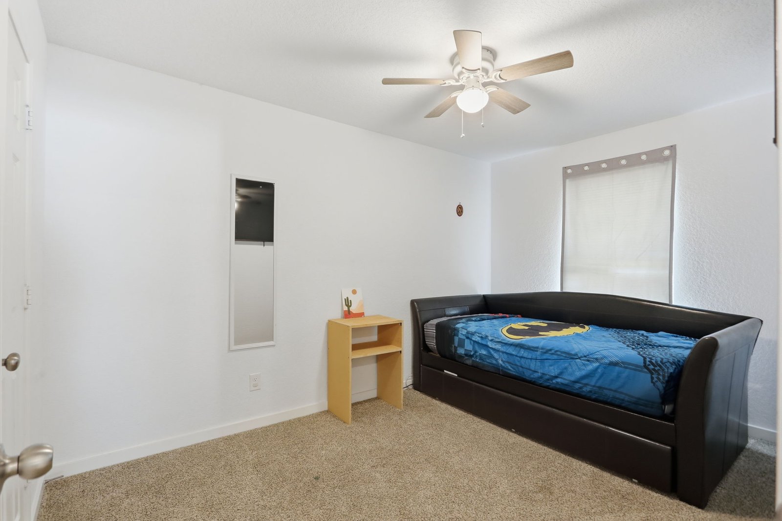 1522 S Elmendorf St Triplex — photo 22