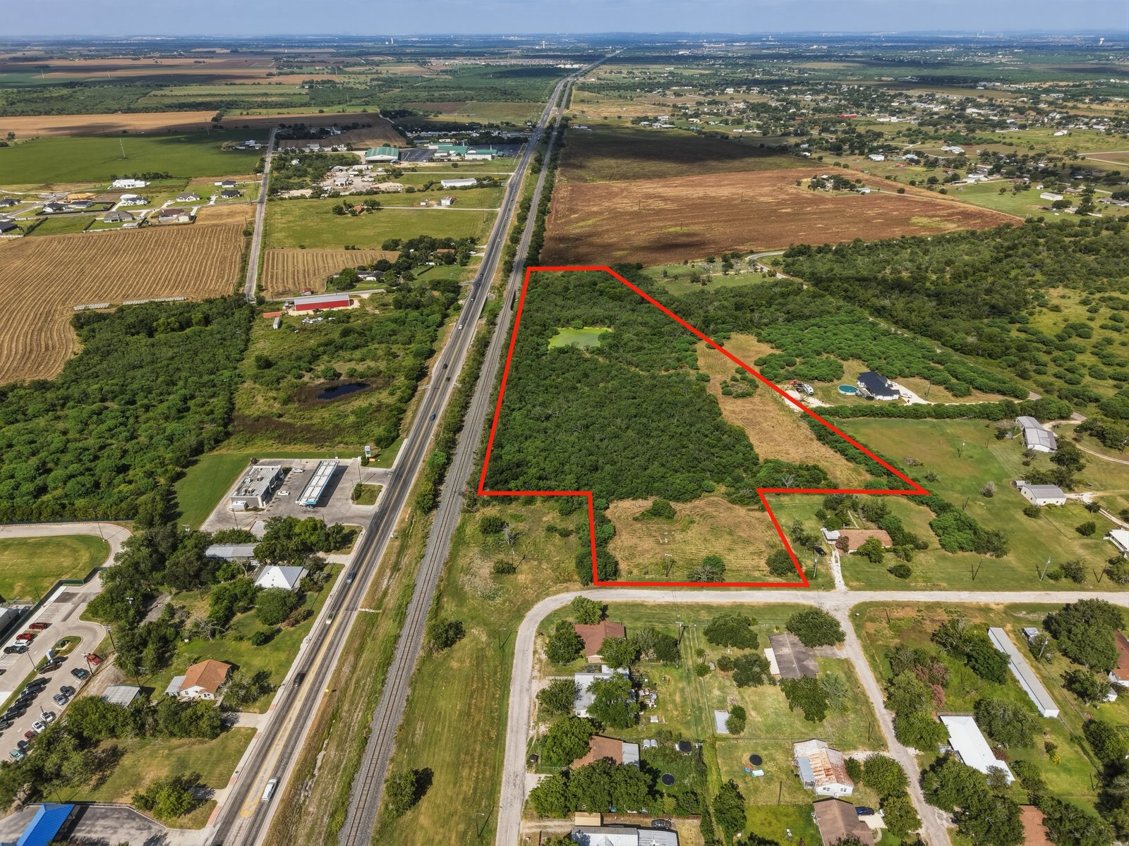 10 AC on Beyer St — photo 4
