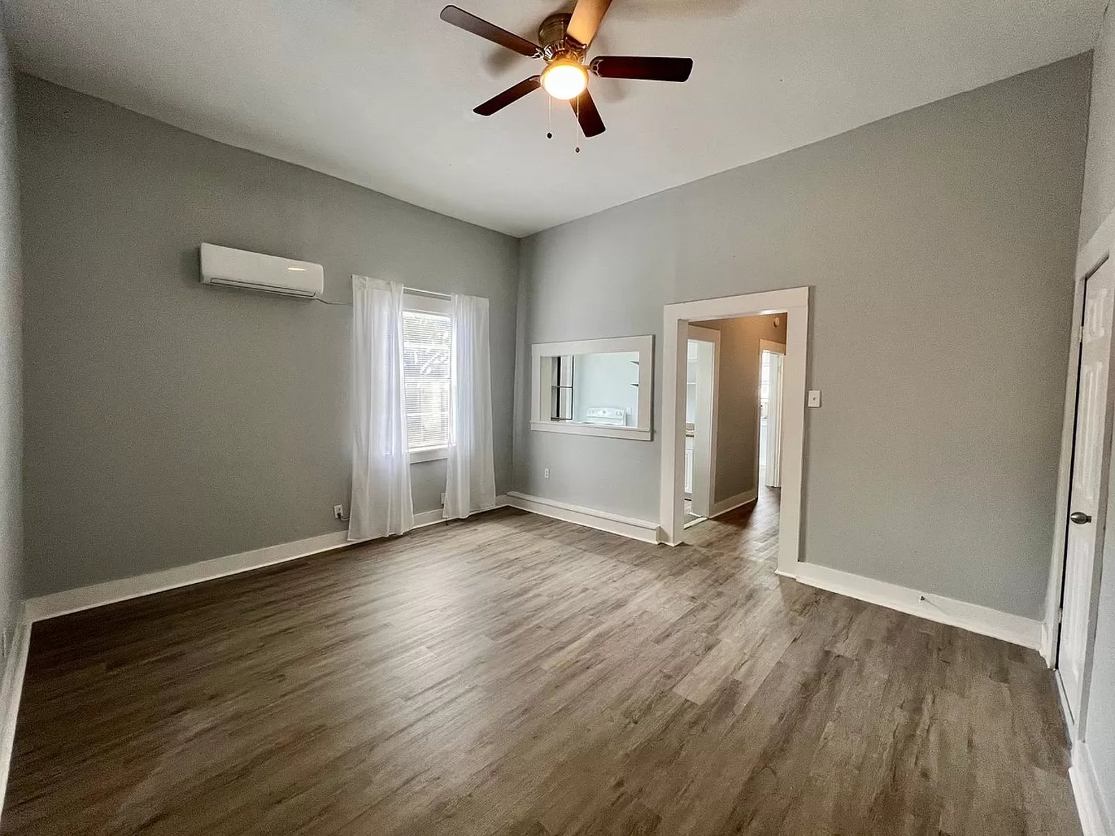 Renovated & Fully Leased 6-Unit Multifamily Asset — photo 6