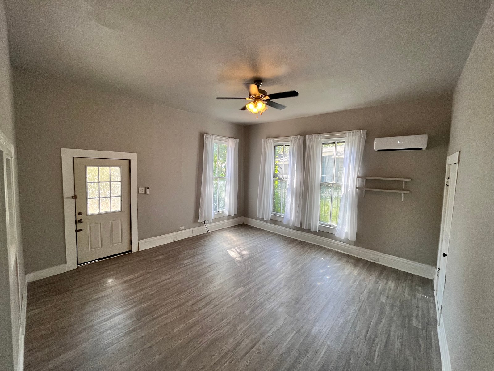 Renovated & Fully Leased 6-Unit Multifamily Asset — photo 10