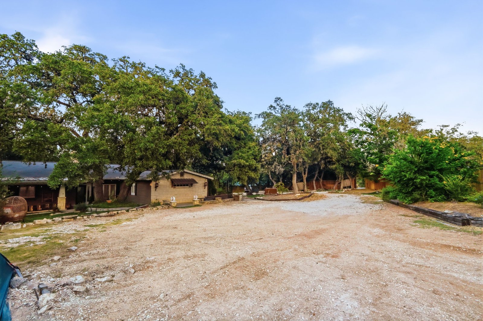 24 AMMANN RD BOERNE TX 78015-4778 — photo 13