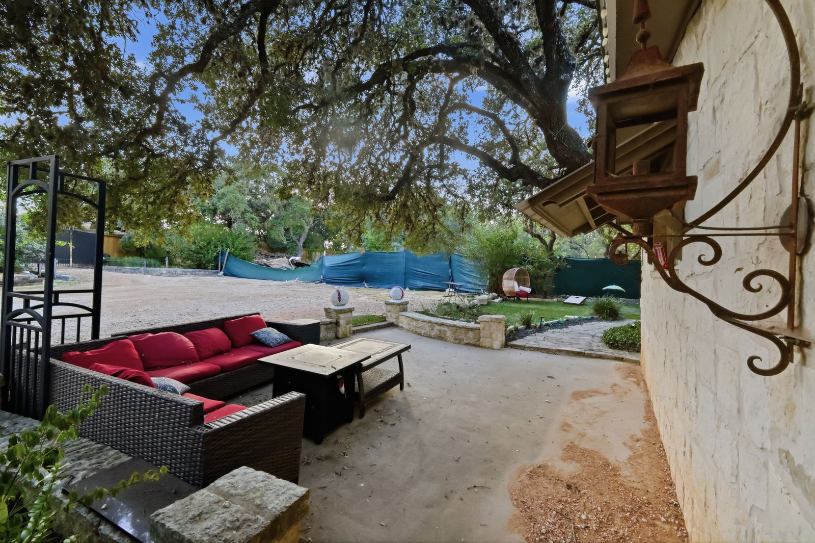 24 AMMANN RD BOERNE TX 78015-4778 — photo 16
