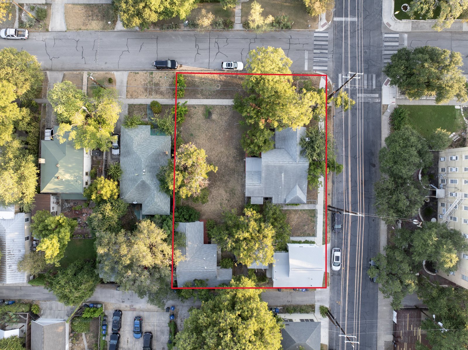 133 W HUISACHE AVE SAN ANTONIO TX 78212-2942 — photo 1