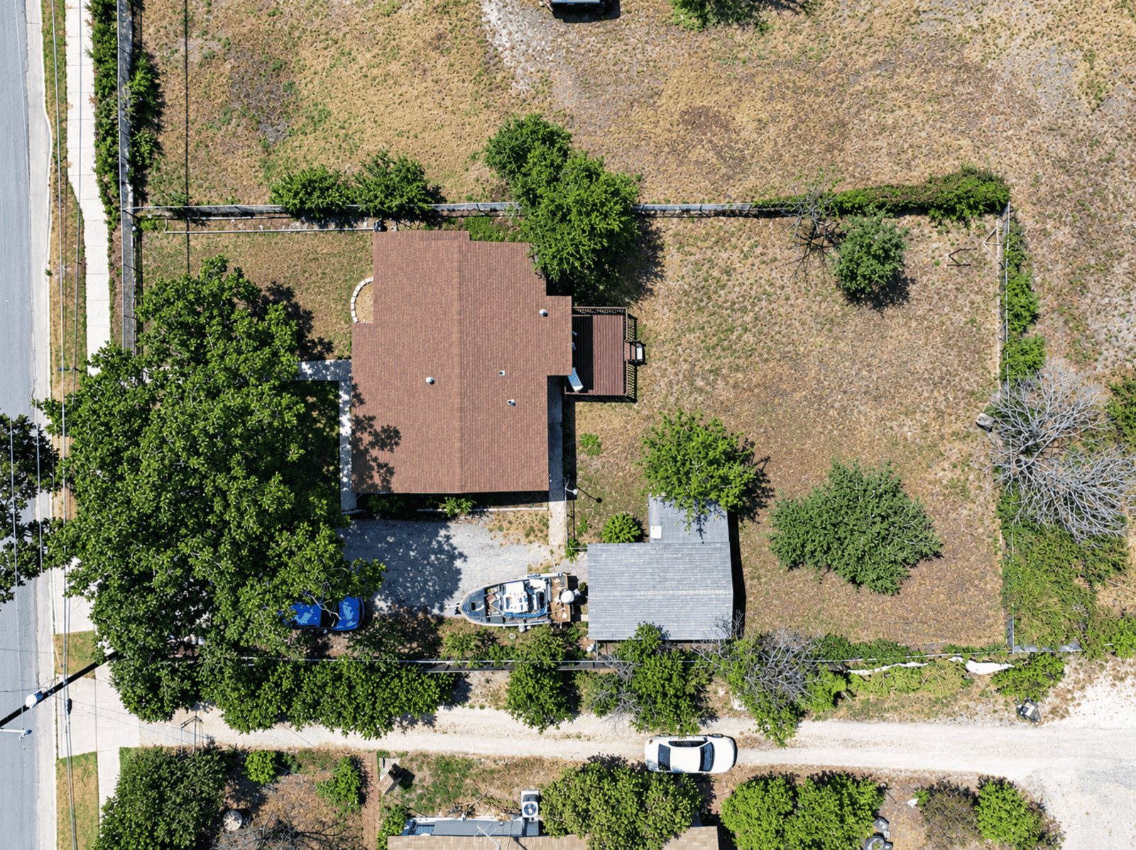 4.02± AC ON VILLARET & ZARZAMORA — photo 11